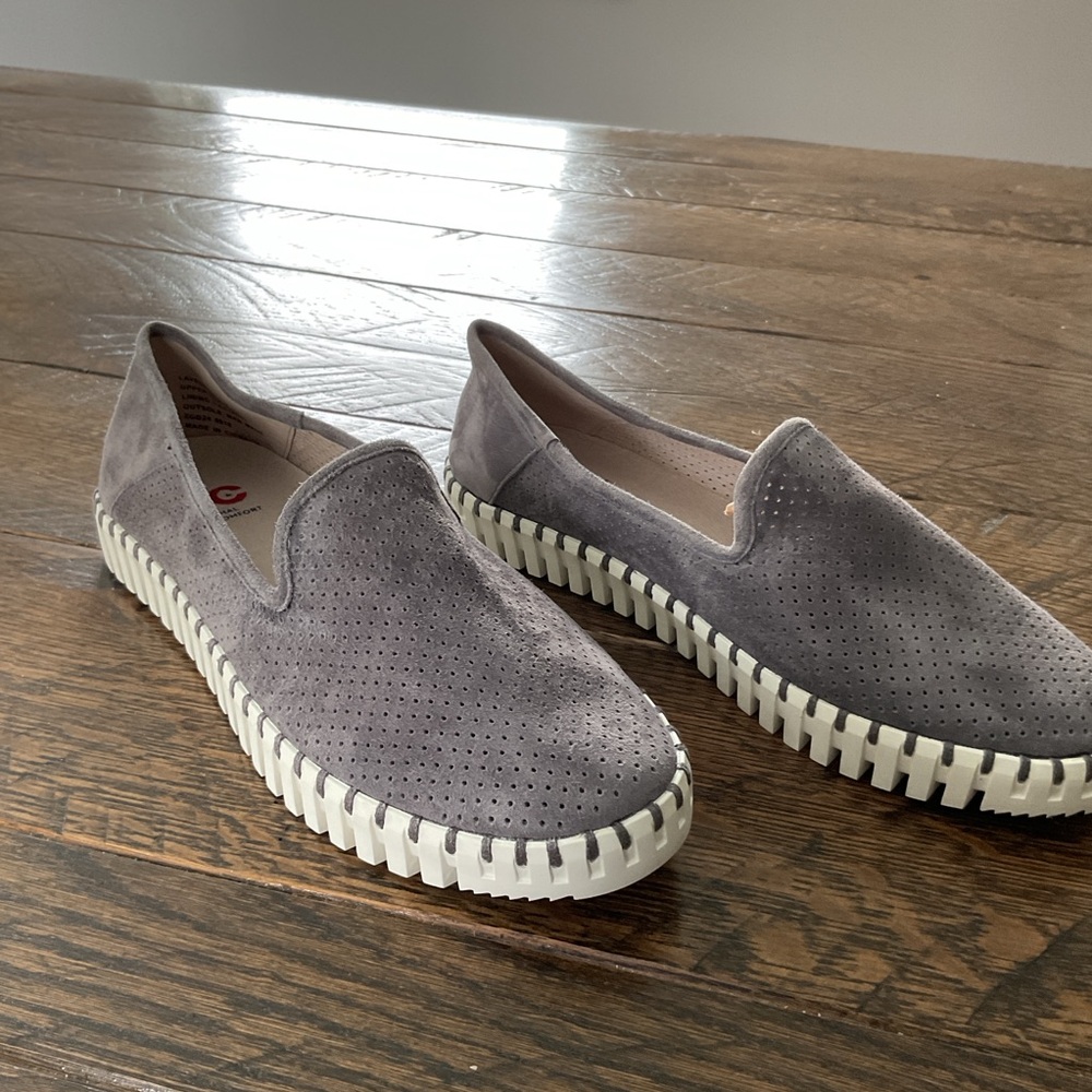 National Comfort Women’s Landry Grey Slip on US 8.5 Leather